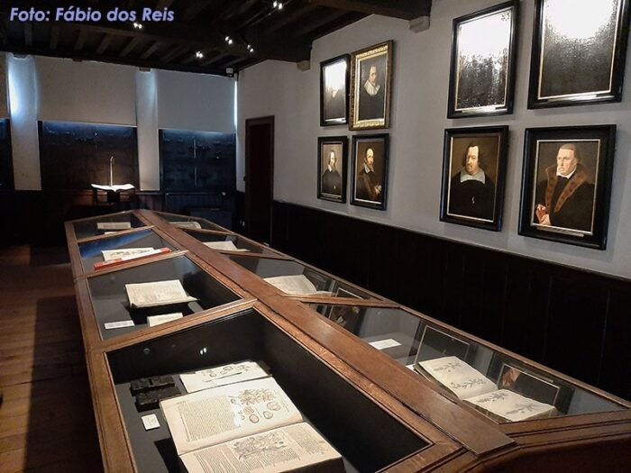 Livros de botânica antigos no Plantin-Moretus Livros de botânica antigos no Plantin-Moretus